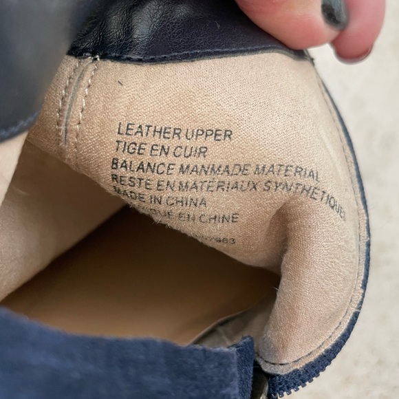 SUSINA Size 7 royal blue never worn Susina brand 2” heel suede booties - Picture 3 of 3